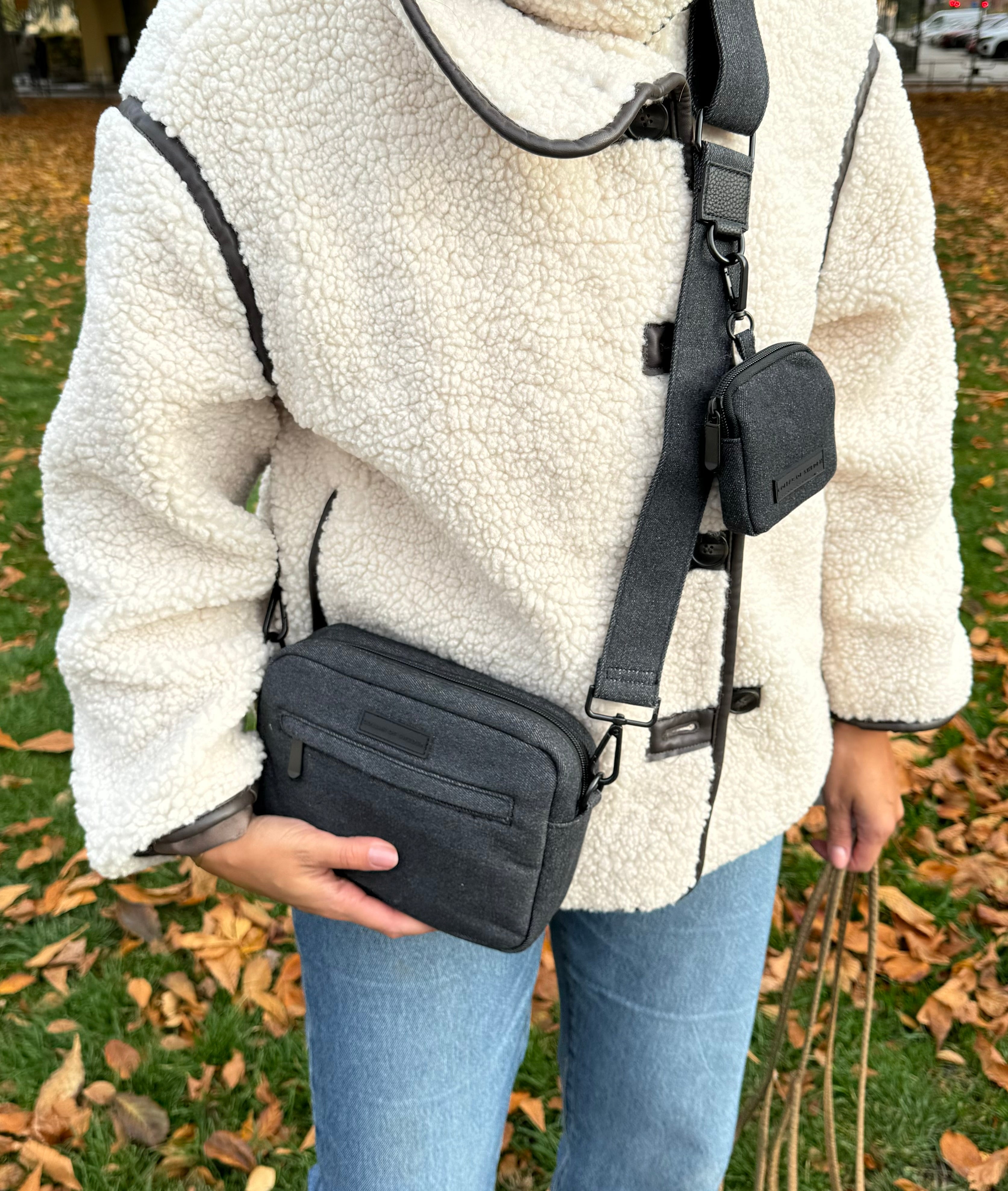 Hundpromenadväska i Svart Denim - Crossbody