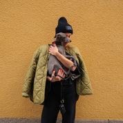 Svart Ullmössa - Anti-Social Dog Owner