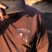 Brun Långärmad T-shirt - Dogs & Wine Make Everything Fine 