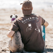 Brun T-shirt - Dogs & Wine Make Everything Fine 