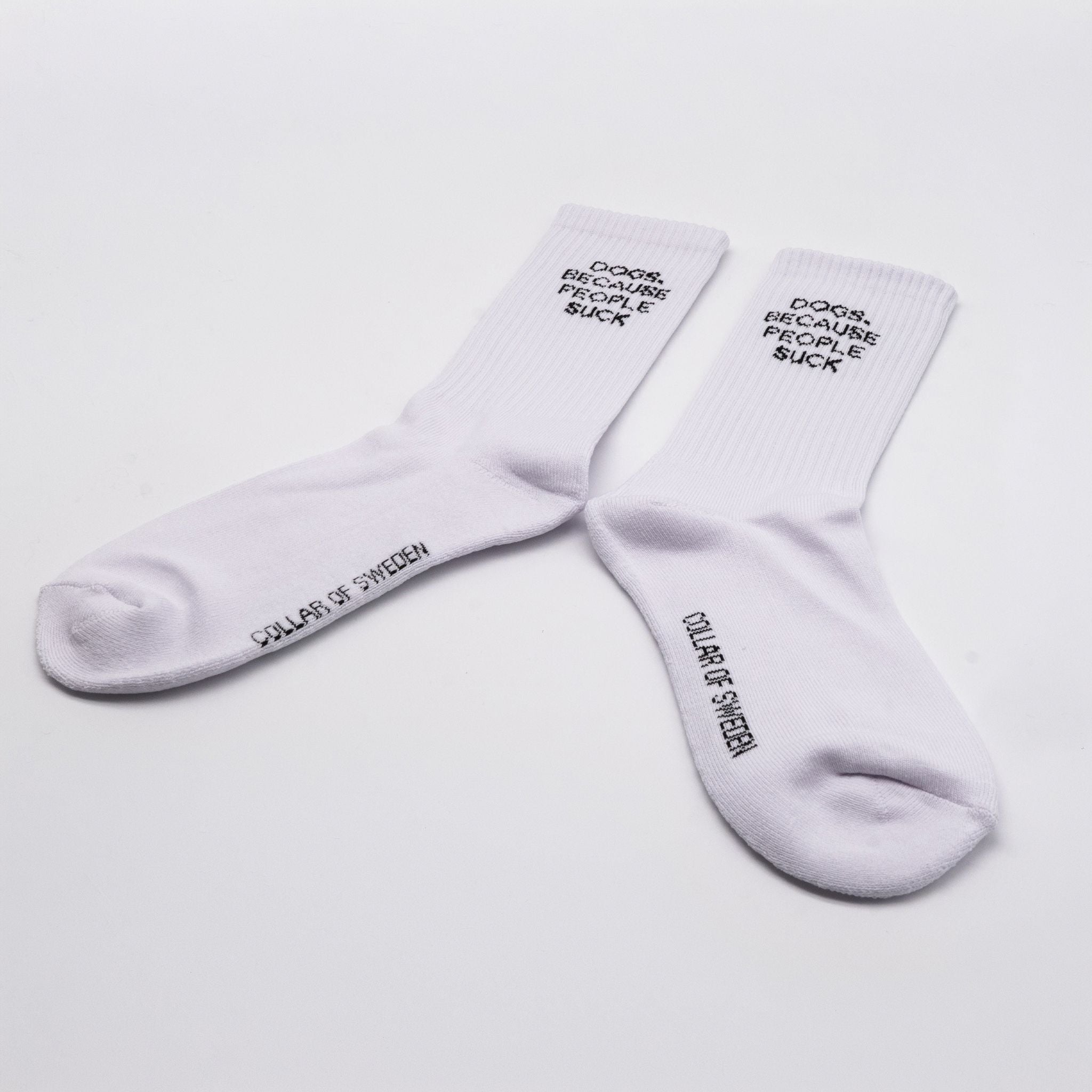 Vit tubsockor - Dogs. Because People Suck 